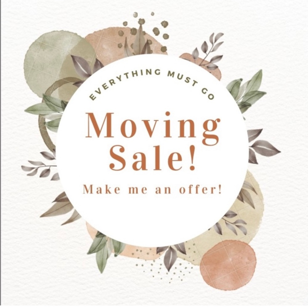 Moving and must sell! Make me a reasonable offer and it’s yours! 💃👍🏻😊🎊💥🎉